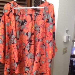 Lularoe Hawaiian Print Lindsay